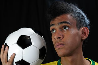 开云官方网页登录-国家队加强控球能力训练提升中场调度效率，提高控球能力的十大措施